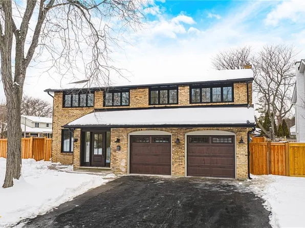 251 Glen Afton Dr, Burlington, ON L7L 1G8