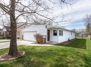1426 McCormick St, Green Bay, WI 54301