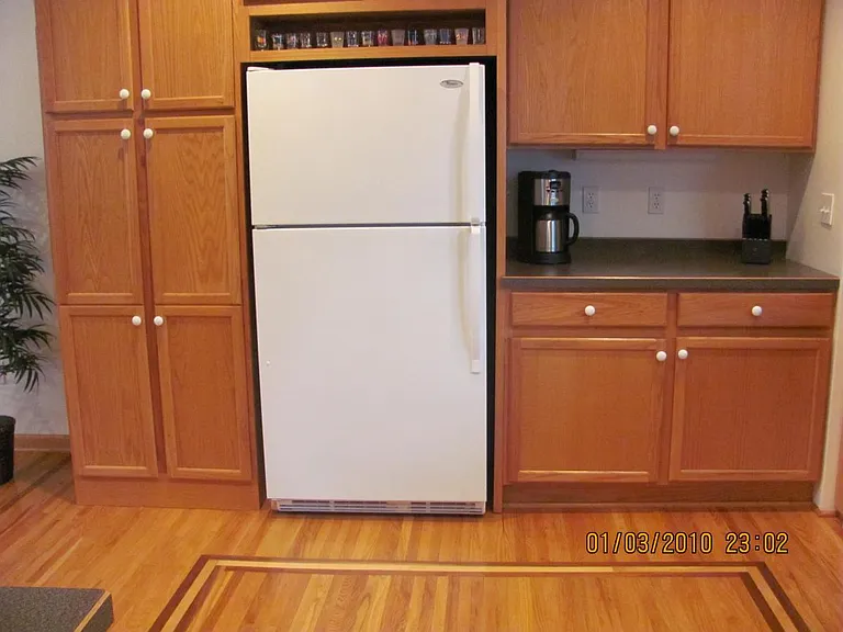 186 Bowers Ave — Photo 3