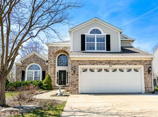 211 Paradise Pkwy, Oswego, IL 60543