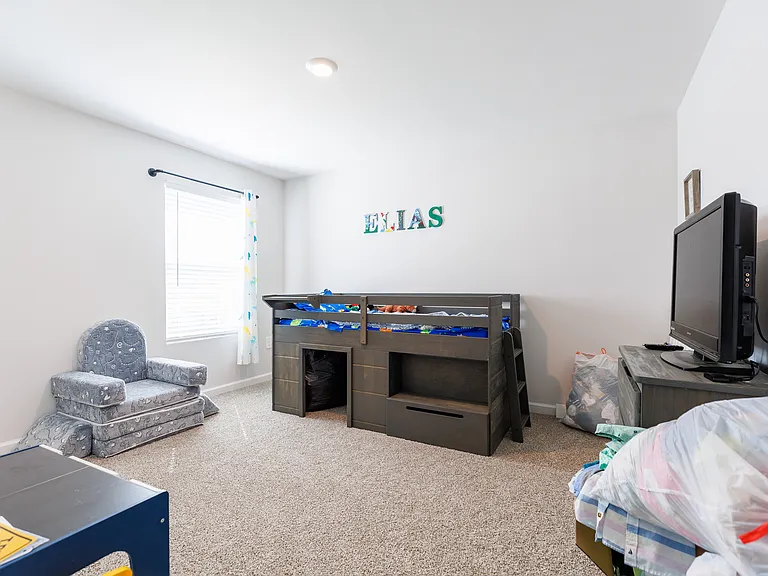 2082 Tottenham Dr — Photo 22