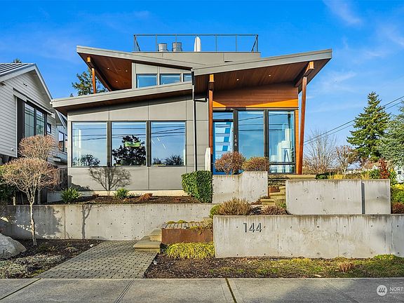 4th image of 144 6th Avenue