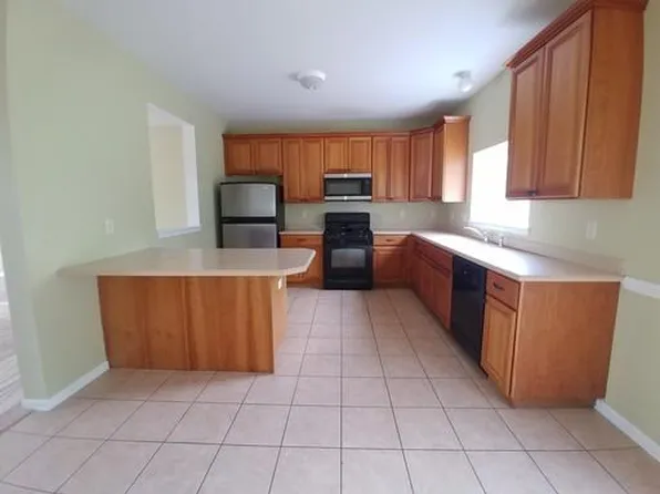 493 Marion Rd, York, PA 17406