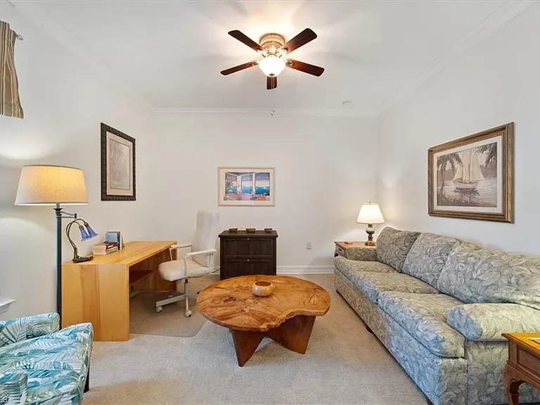 6140 Victory Dr — Photo 9