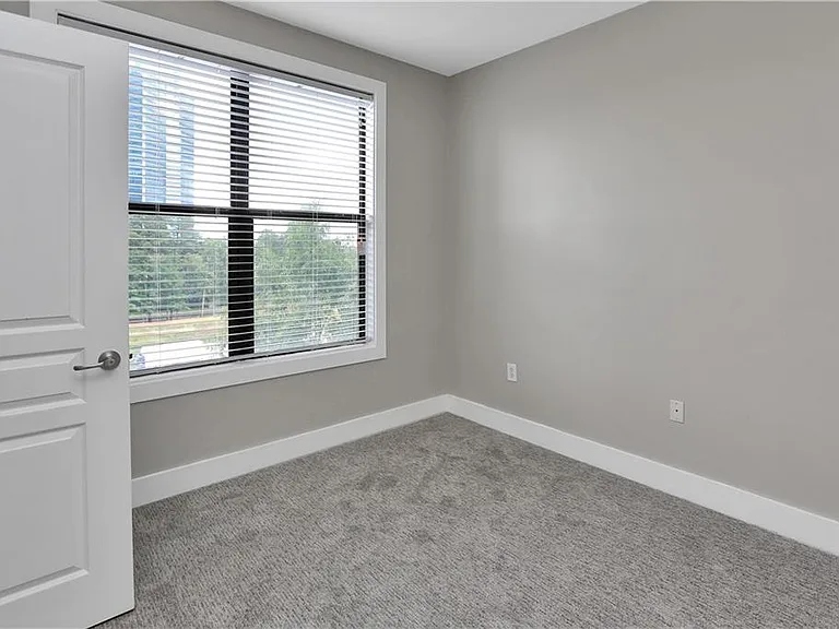 799 Hammond Dr #219 — Photo 17
