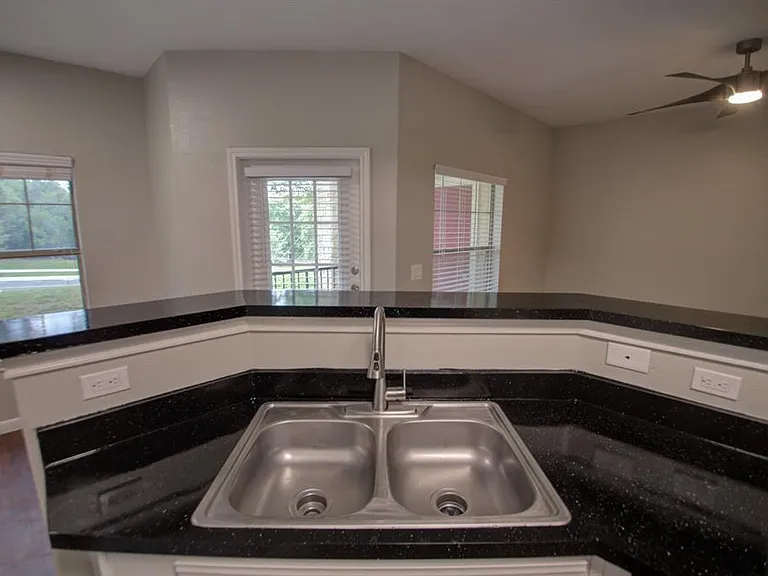 2320 Gracy Farms Ln #514 — Photo 9