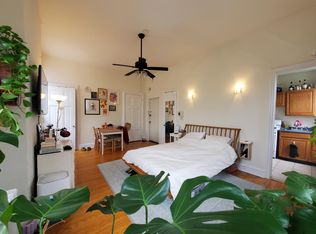 4116 Spruce St APT 3R, Philadelphia, PA 19104