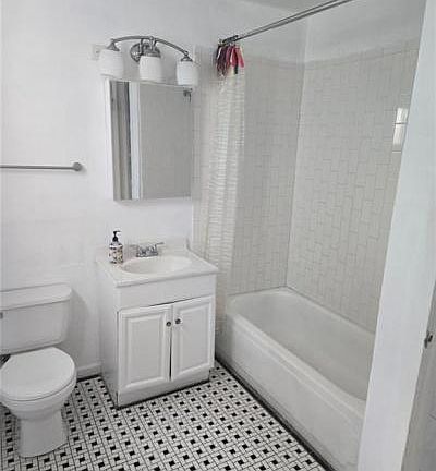 5th image of 1141 Frenchmen St #102