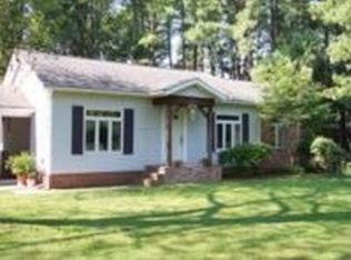 200 W Brewster Rd, Herrin, IL 62948