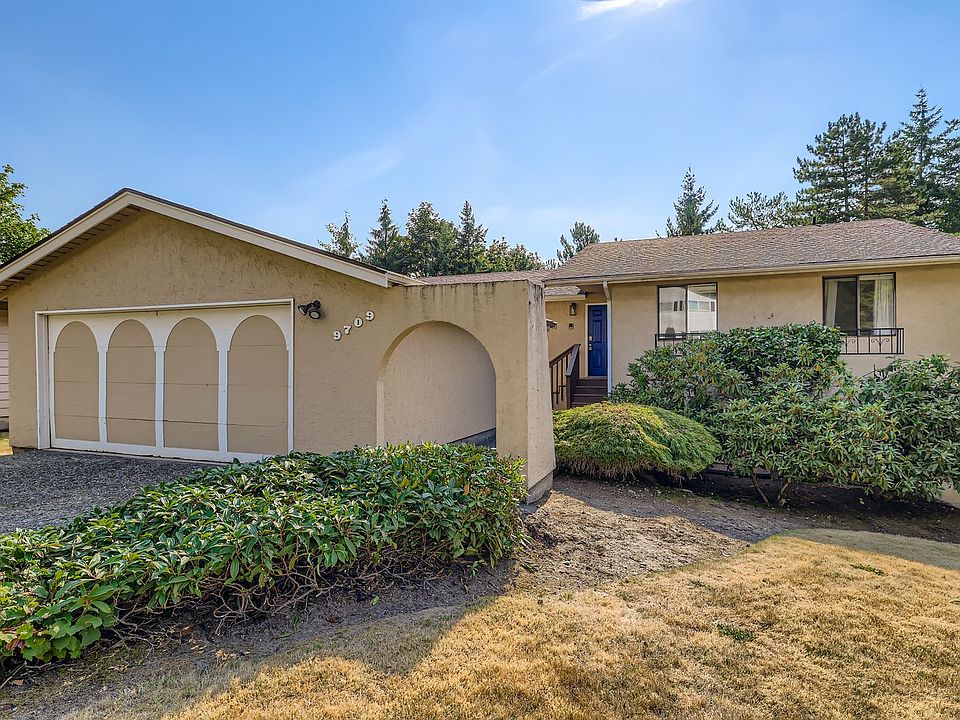 1st image of 9709 163rd Pl NE