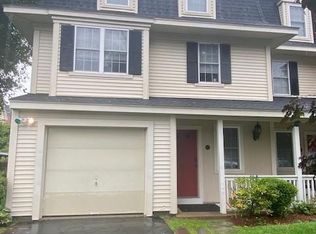 9 Victoria Gdn #A, Framingham, MA 01701