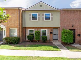 Royal Gardens, El Cajon, CA 92021