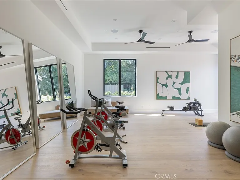 24341 Rolling View Rd — Photo 17