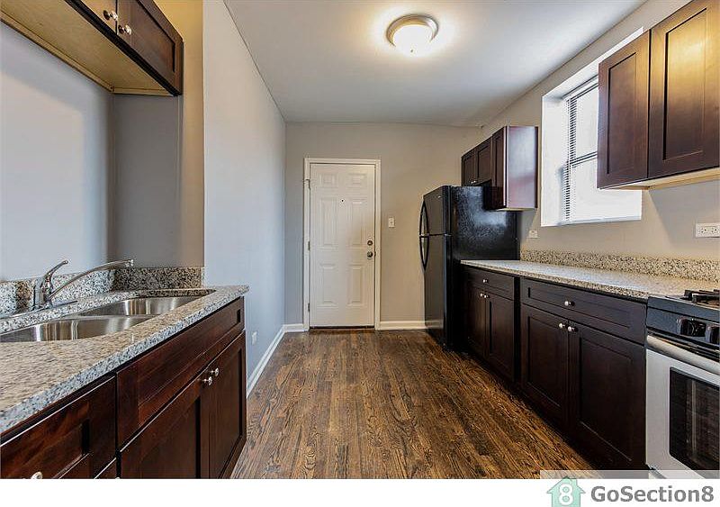 1st image of 7525 S Kingston Ave #3E