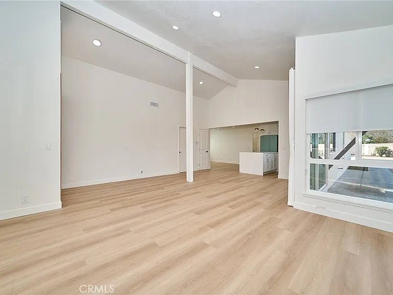 15061 Talley St — Photo 11