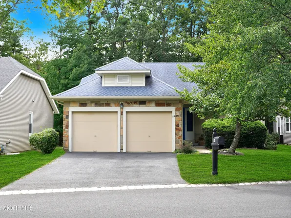 16 Tudor Court, Jackson, NJ 08527