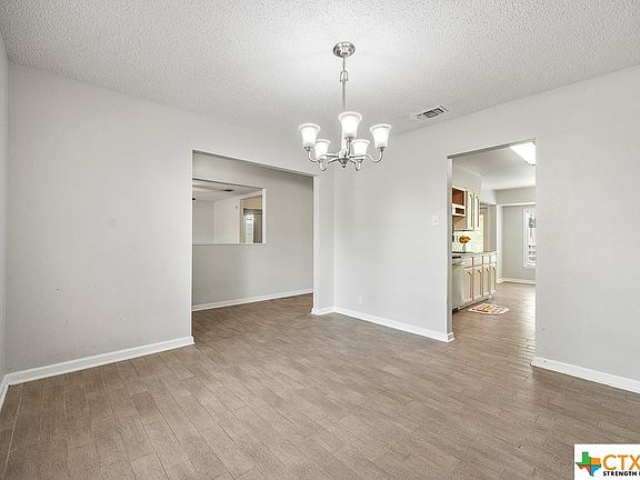 4th image of 113 Suncliff Dr
