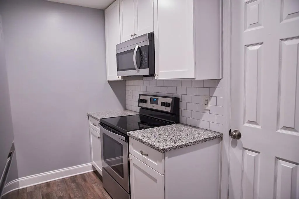 2 bed, 2.5 bath, 1240 sqft, $1,950 — Photo 4