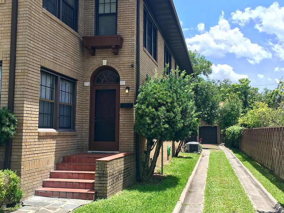Front of home, bottom unit