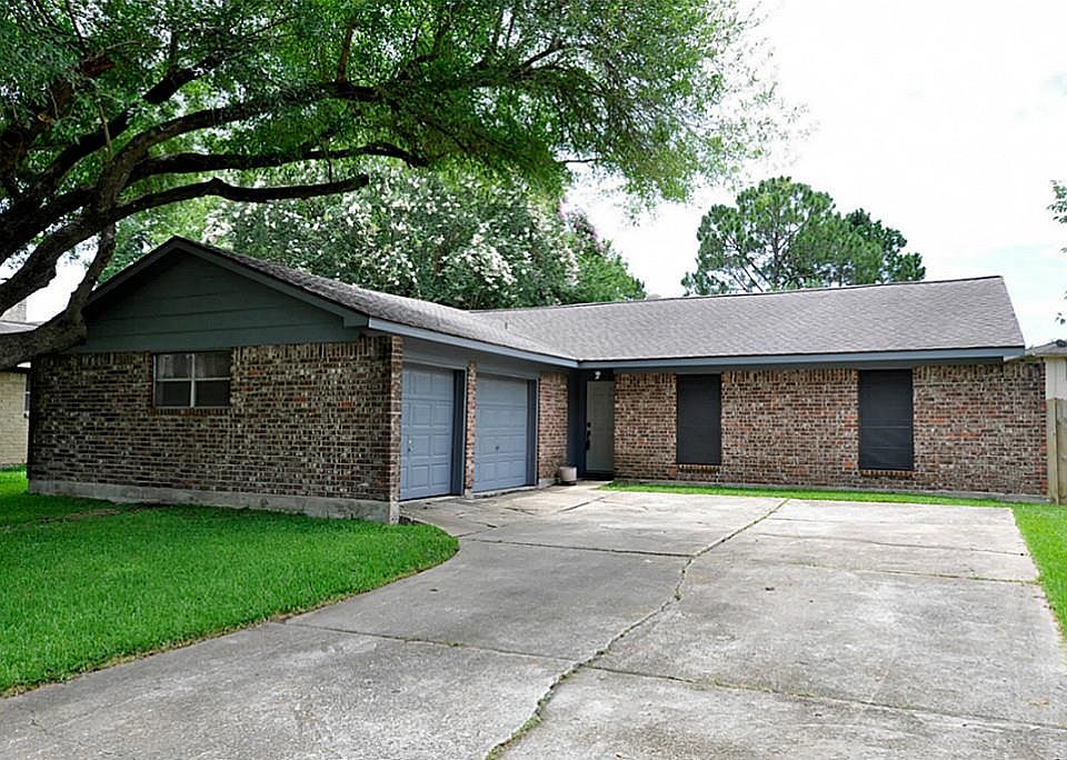 1st image of 2315 Hilton Head Dr