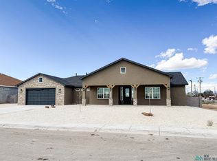 2302 Seville Loop, Carlsbad, NM 88220