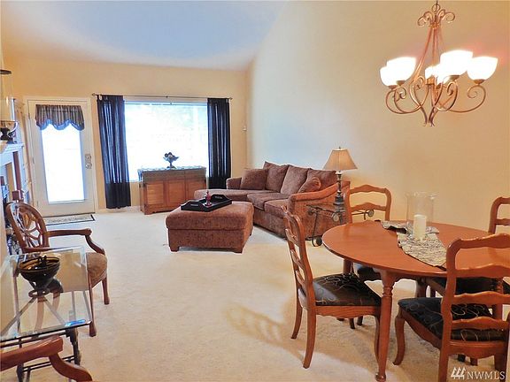 5th image of 5909 Panorama Dr SE APT 5-102