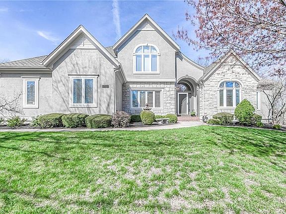3rd image of 12212 Wyandotte Ct