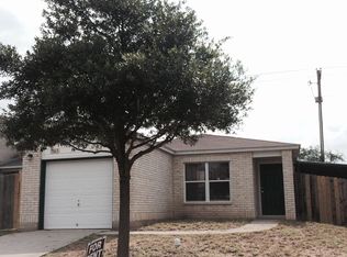 3063 Saint Isaac Loop, Laredo, TX 78046