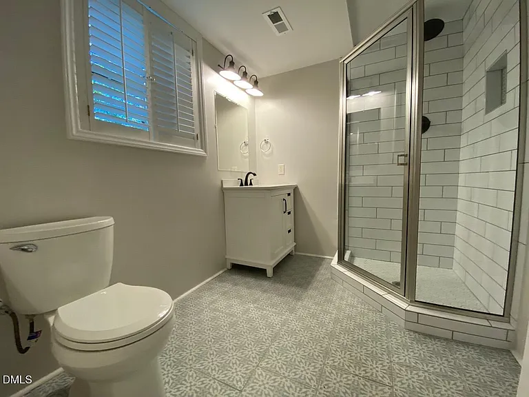 409 Killington Dr — Photo 21