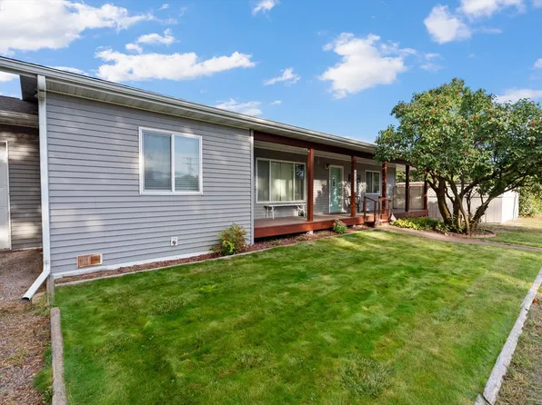 608 6th St E, Polson, MT 59860