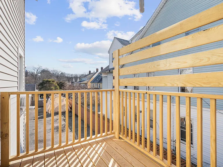 48 Lockwood Ave #3 — Photo 17