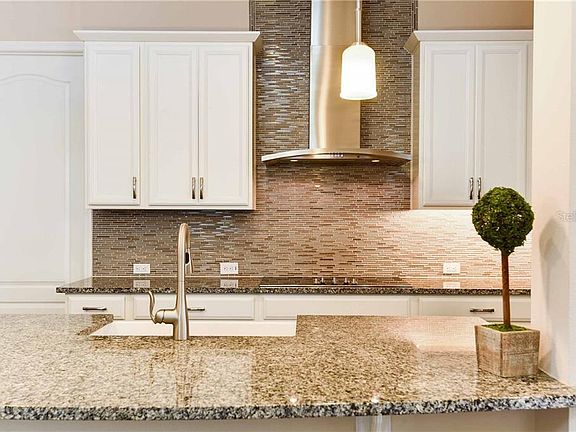 5th image of 554 Windy Pine Way