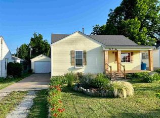 1006 Locust St, Perry, OK 73077