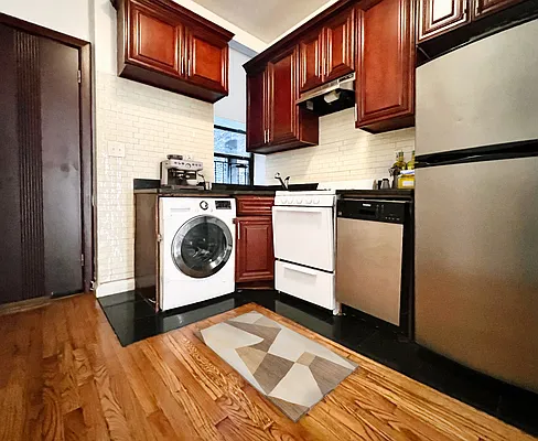 Rented by Vector New York, LLC | media 3