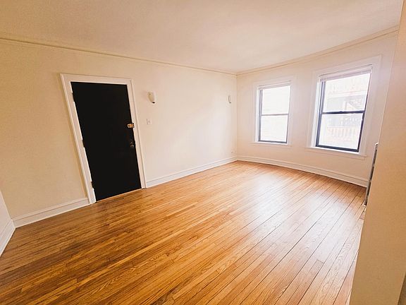 5th image of 4800 N Paulina St #2N