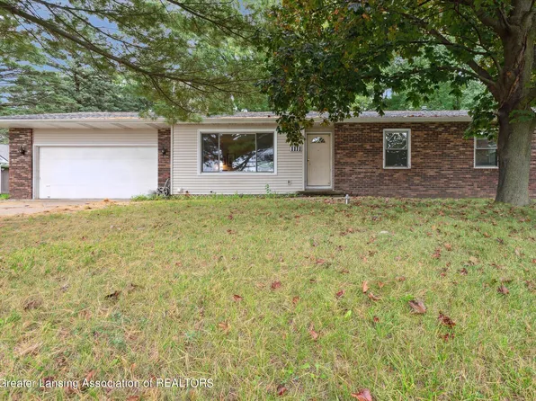 1111 E Geneva Dr, Dewitt, MI 48820