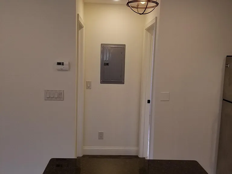 1975 Wilson Ave #8 — Photo 17