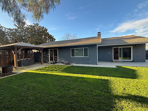3rd image of 267 Rio Vista Dr