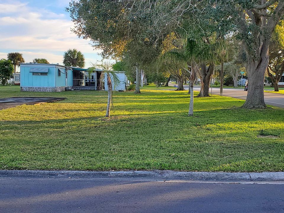 1st image of 893 Pecan Cir