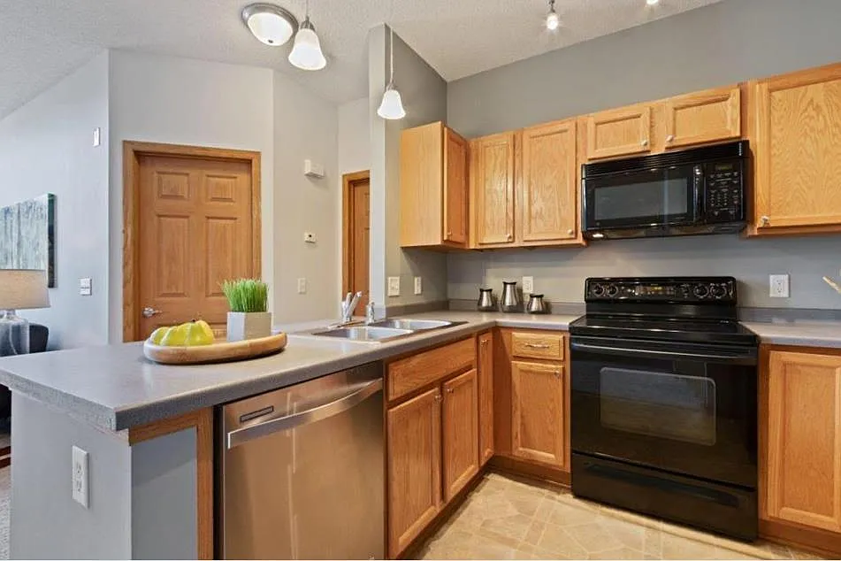 68XX Meadow Grass Ln S — Photo 4