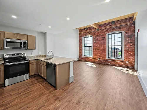 Floor plan 407
