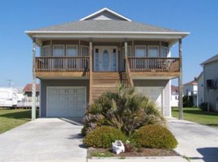 2007 N New River Dr, Surf City, NC 28445