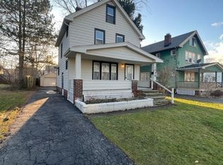1530 E 196th St, Euclid, OH