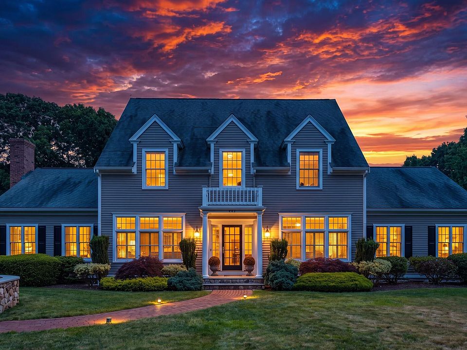 1st image of 442 Bay Lane