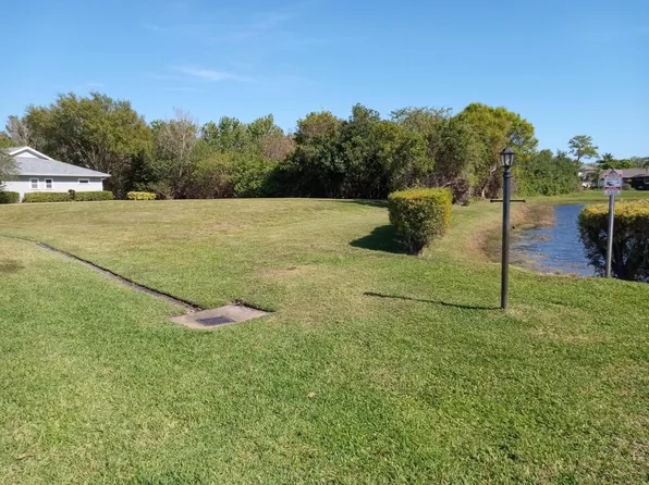 630 E Pointe Ct SW, Vero Beach, FL 32962