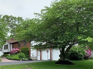 30 Bell Dr, Whitman, MA 02382