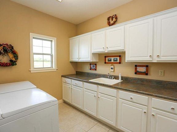 Mudroom/Laundry Room