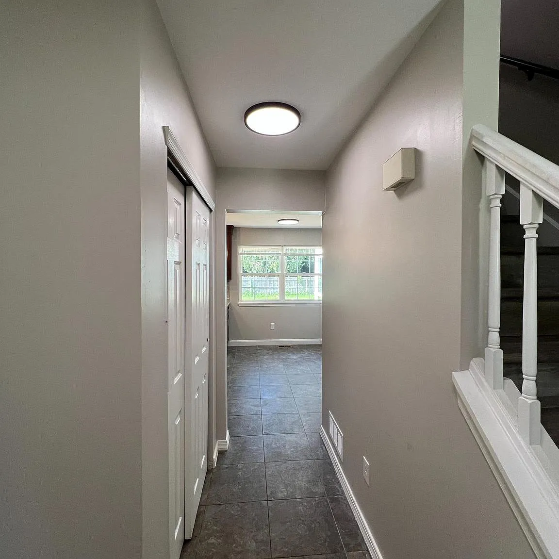 3 bed, 2.5 bath, 1571 sqft, $3,200 — Photo 4