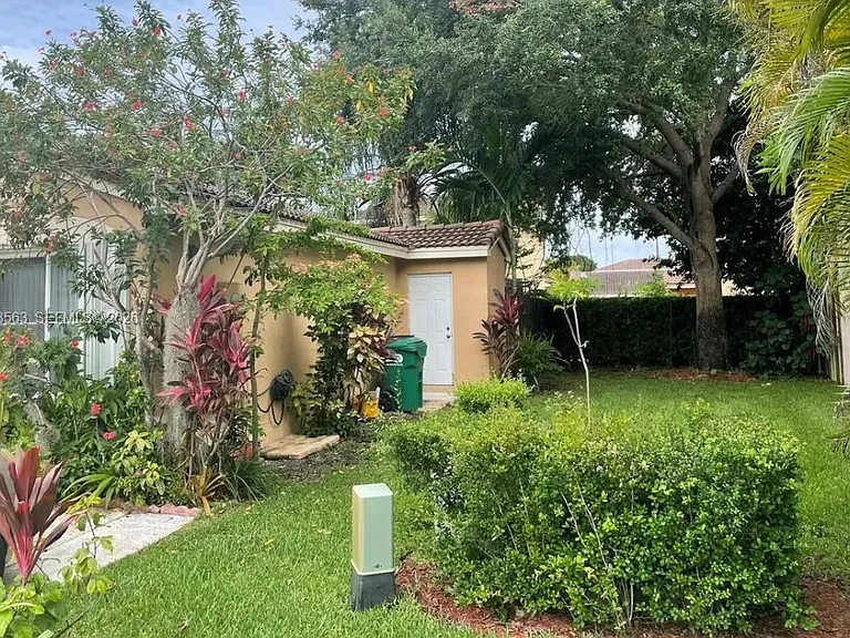 9720 SW 164th Ave — Photo 29