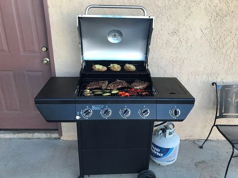 6577 Desert Queen Ave — Photo 32